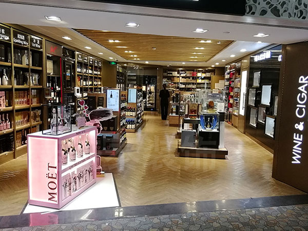 什么是夹板展柜？