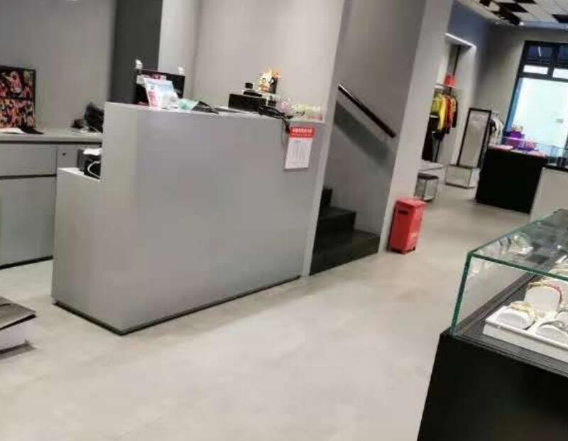 为手表展示制作青岛展柜安装完工